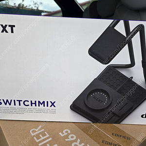 NZXT swich mix 헤드셋 스탠드 판매