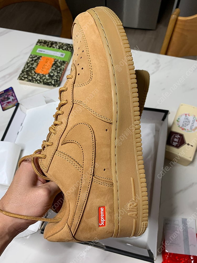 나이키x슈프림 된장포스 285사이즈 이미지