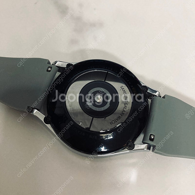 갤럭시 워치4클래식 실버 42MM S급! 케이블포함 6...--4