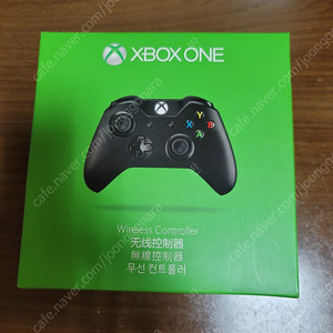 XBOX ONE 무선 컨트롤러 풀 박스 팝니다.