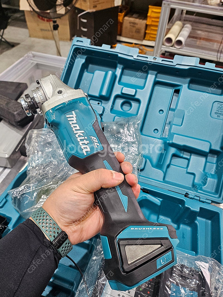 마끼다 전동 그라인더--0