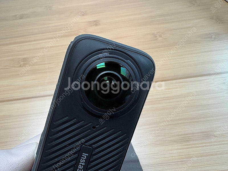 인스타 360 X4(세트키트) + 파워셀피스틱+추가배터...--2