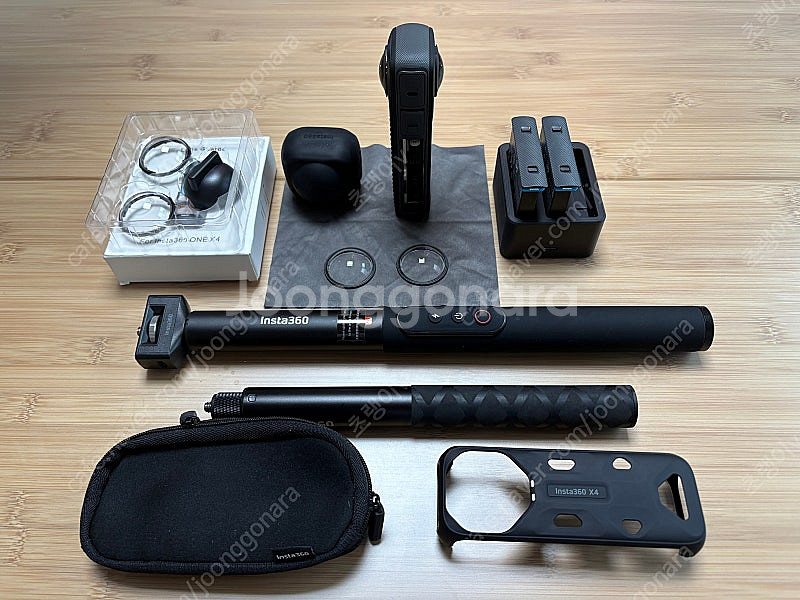 인스타 360 X4(세트키트) + 파워셀피스틱+추가배터...--0
