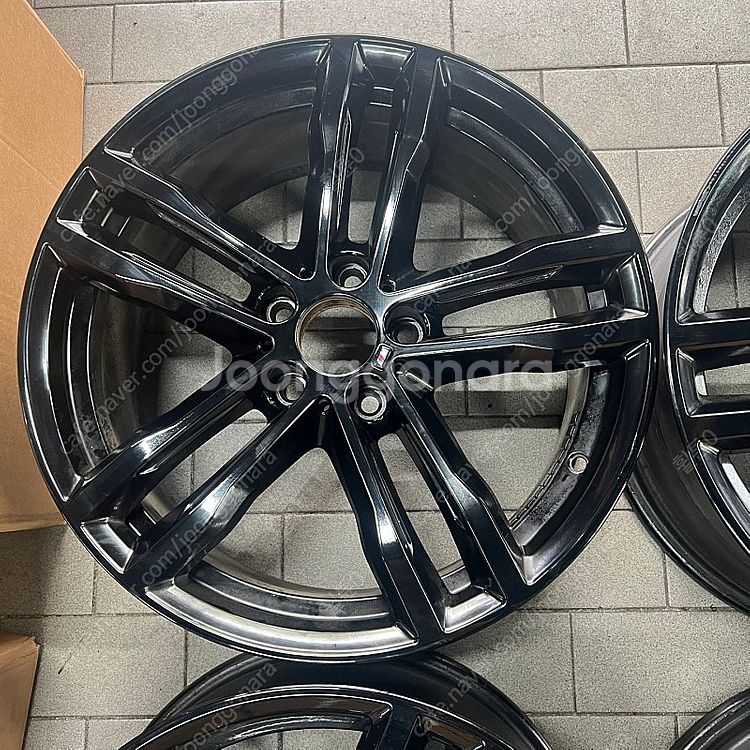 [ 중고 ] BMW F바디 441M 블랙 19인치 휠 ...--3