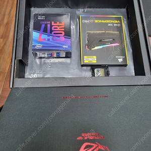 i7-9700k MAXIMUS HERO XI CORSAIR 8X2 3600