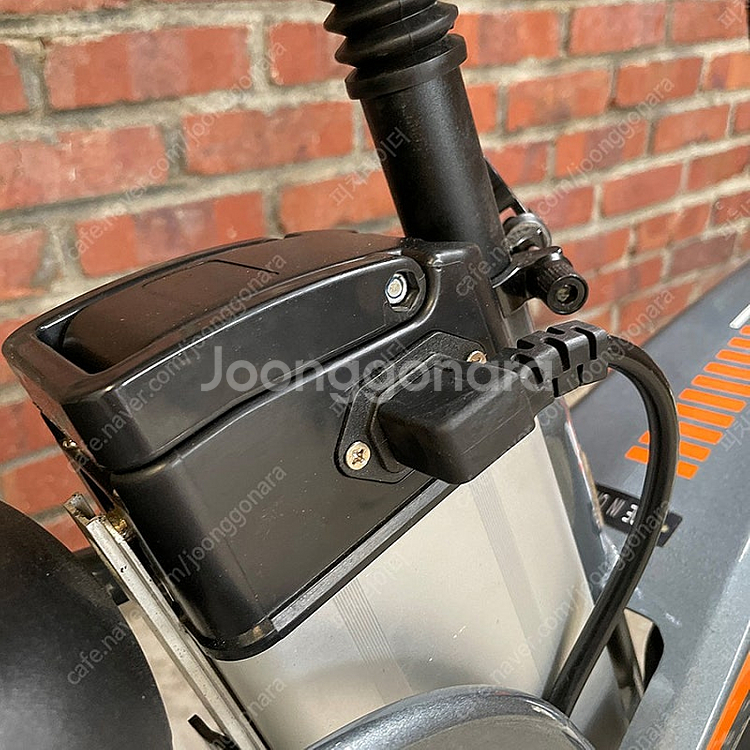 GS코리아 14인치 350W 배달 전기자전거 판매합니다...--3