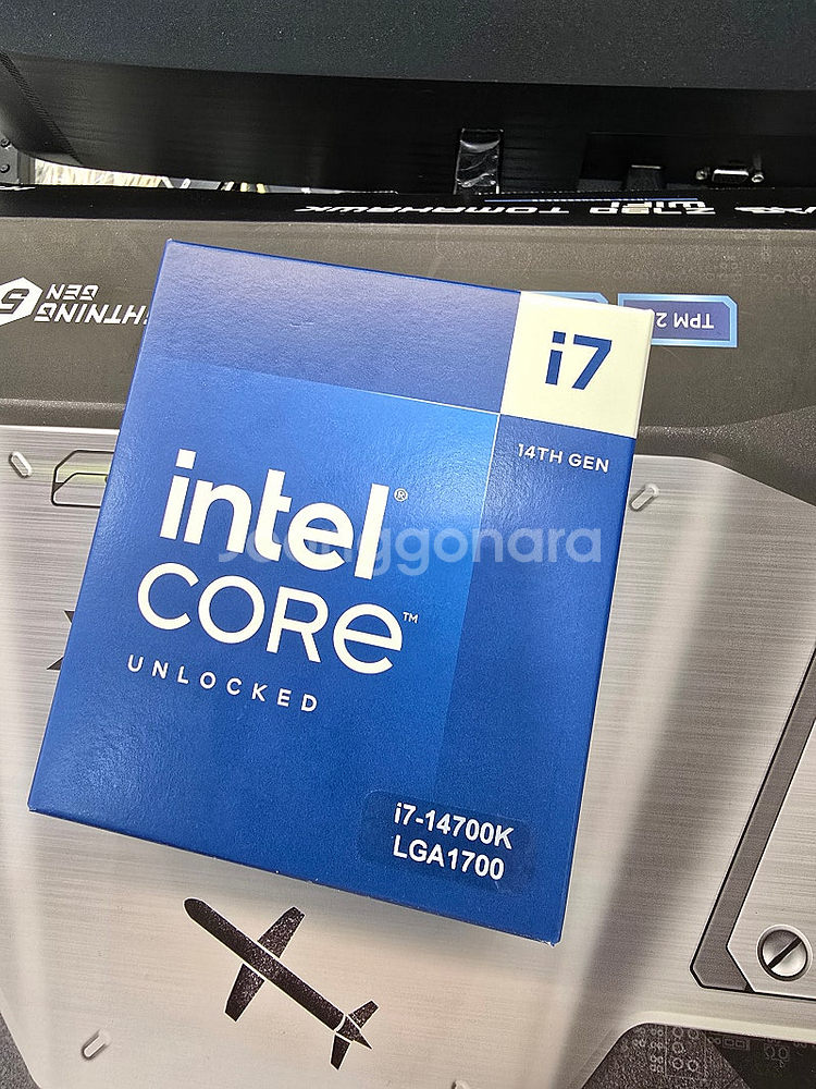 미개봉 14700k + 중고 msi z790 토마호크 ...--3
