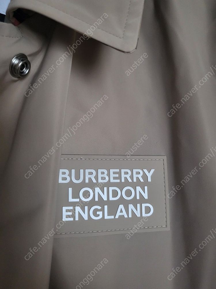 버버리 옥스클로즈 후드트렌치 uk8 소매체크새상품--2