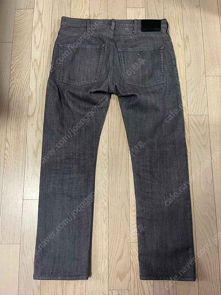 알마니 진 다크 그레이 슬림핏 5포켓 데님 30사이즈 이미지