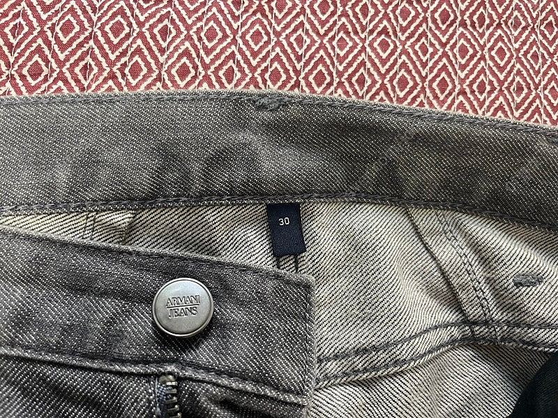 알마니 진 다크 그레이 슬림핏 5포켓 데님 30사이즈 이미지