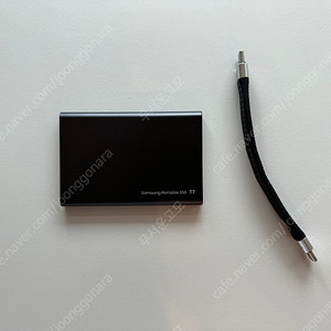 삼성 포터블 SSD T7 1TB + 20Gbps 고속 케이블