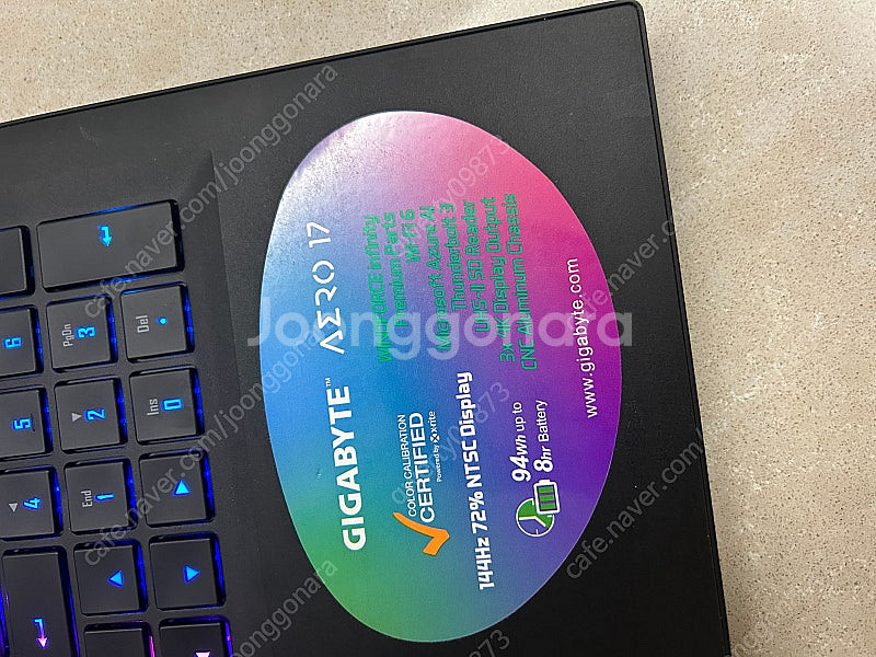 기가바이트 AERO17 SB 게이밍노트북 intel c...--2