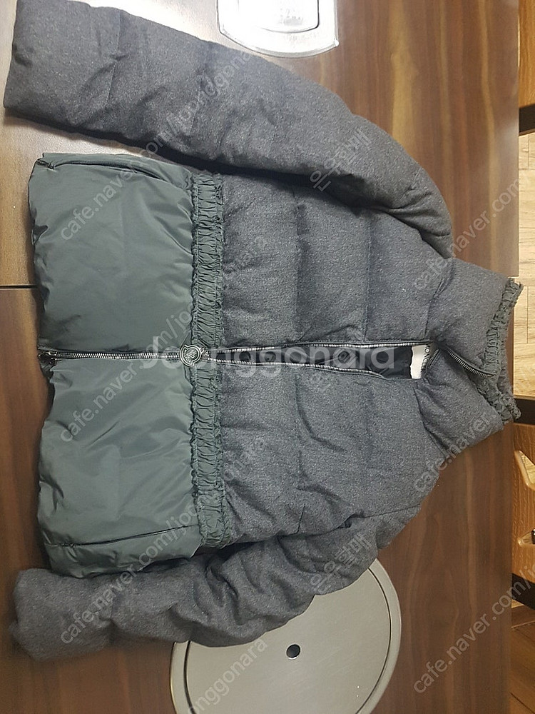 몽클레어 여성패딩--0