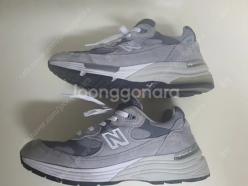 뉴발란스 992 그레이 240사이즈--3
