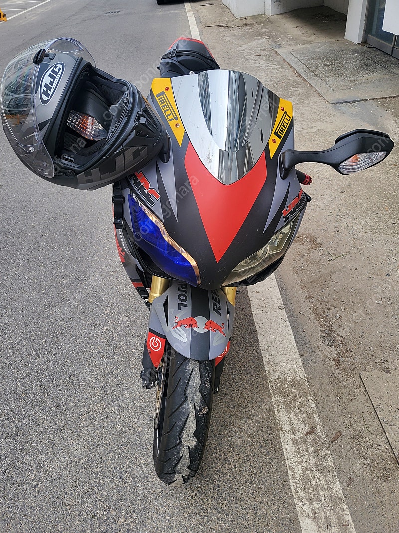 상태 좋은 CBR1000RR 팔아요--0