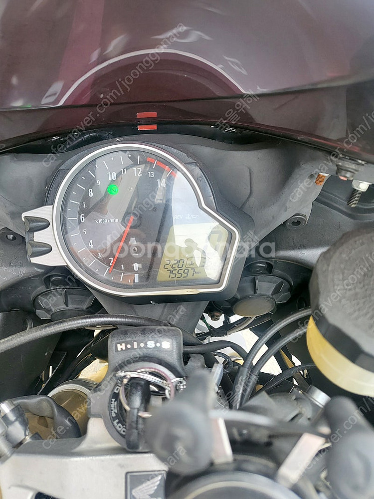 상태 좋은 CBR1000RR 팔아요--2