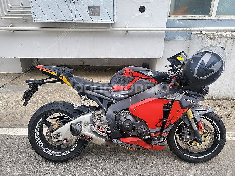 상태 좋은 CBR1000RR 팔아요--3