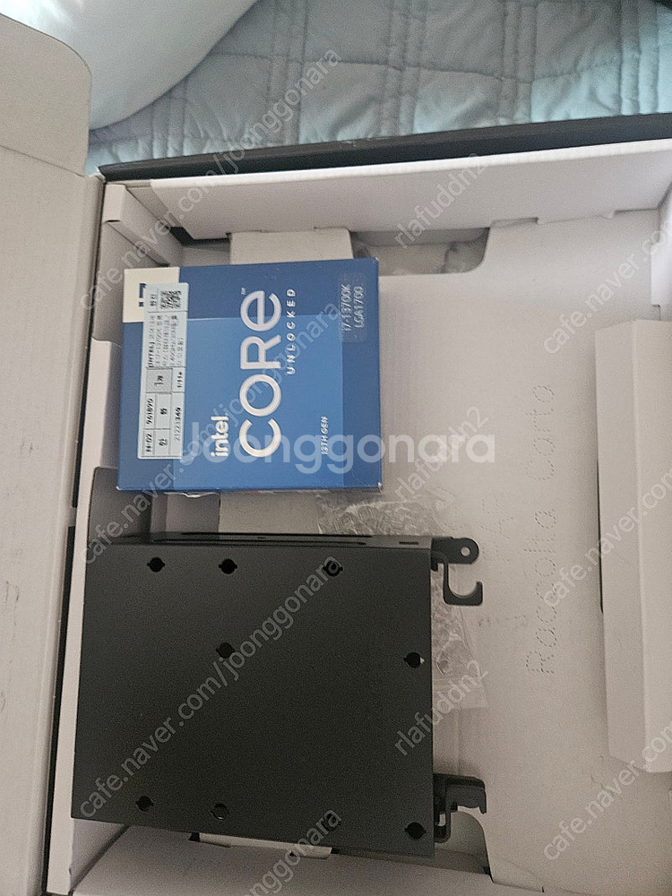 I7 13700k + z790 어로스엘리트 메인보드 판...--0