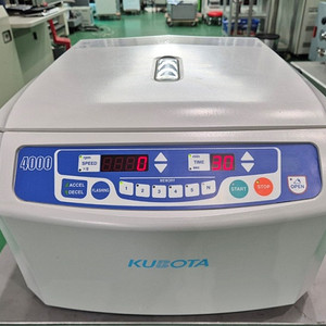 KUBOTA 4000 Centrifuge 원심분리기