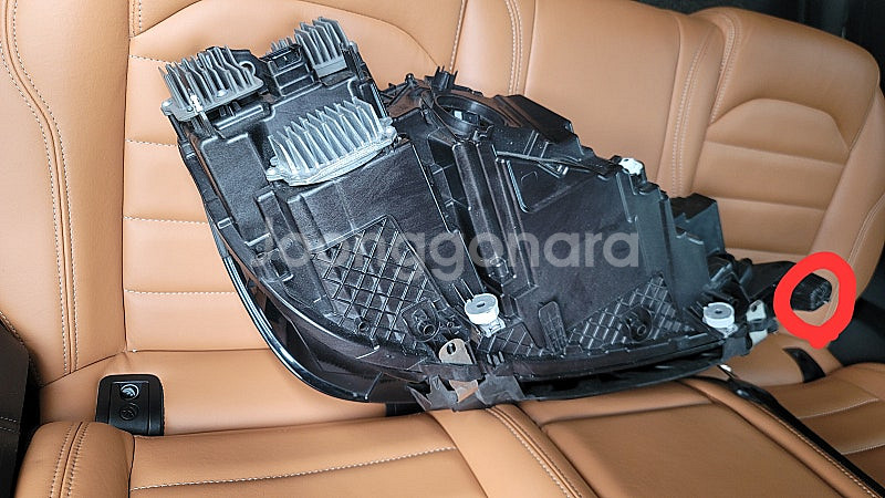 팝니다 BMW I20 IX xDrive40 헤드램프 레...--1