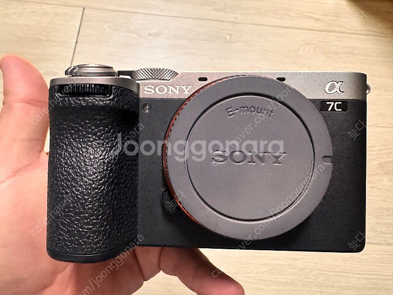 a7c2 실버 판매합니다--3