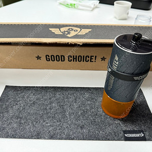 코만단테 C60 노틸러스 블루 판매합니다.