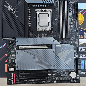 cpu i5-12600k+메인보드 기가바이트 Z690 AORUS ELITE DDR5 팝니다
