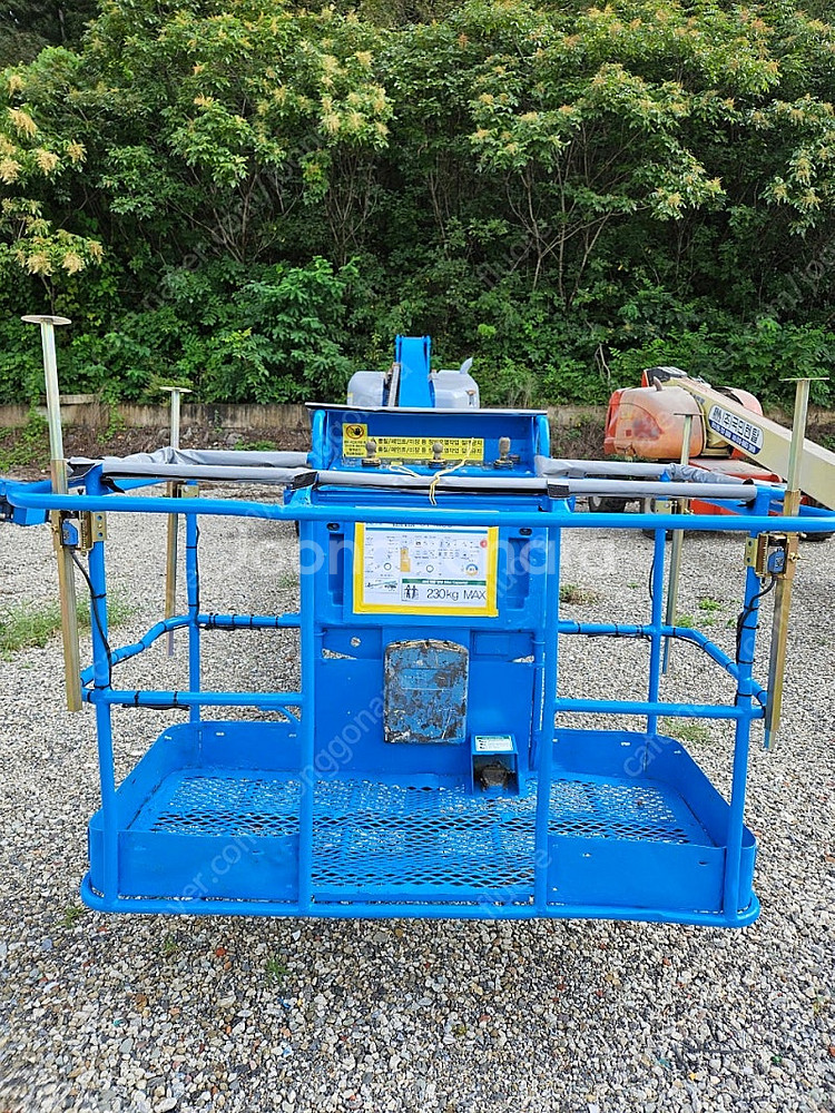 고소작업대 40m S-120 중고--3