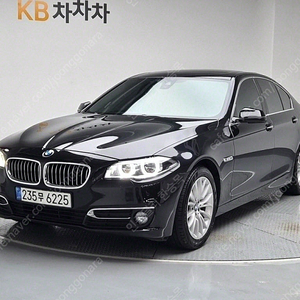 BMW5시리즈 (F10) 520d 럭셔리 플러스 (5인승)중고차 할부 리스 카드 저신용자 전액할부 가능합니다