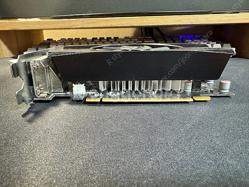 AXLE GTX950 2GB 그래픽카드--1