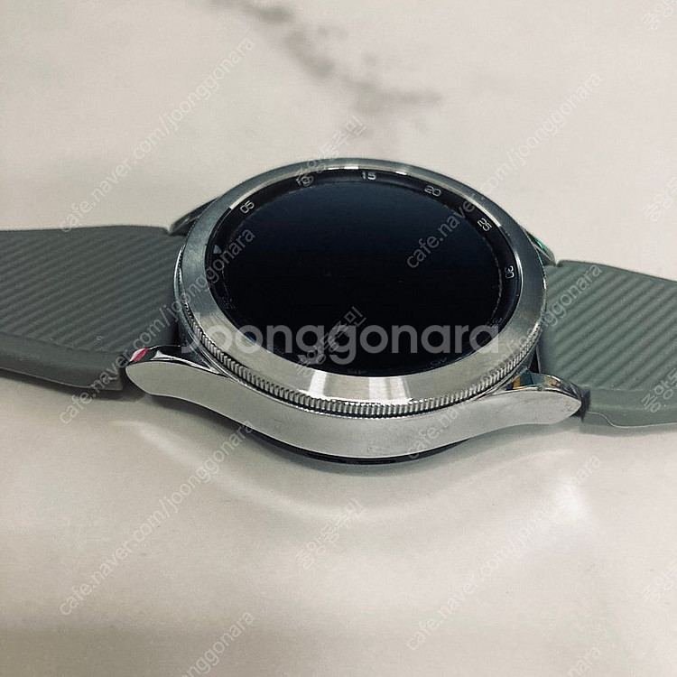 갤럭시 워치4클래식 실버 42MM S급! 케이블포함 6...--2