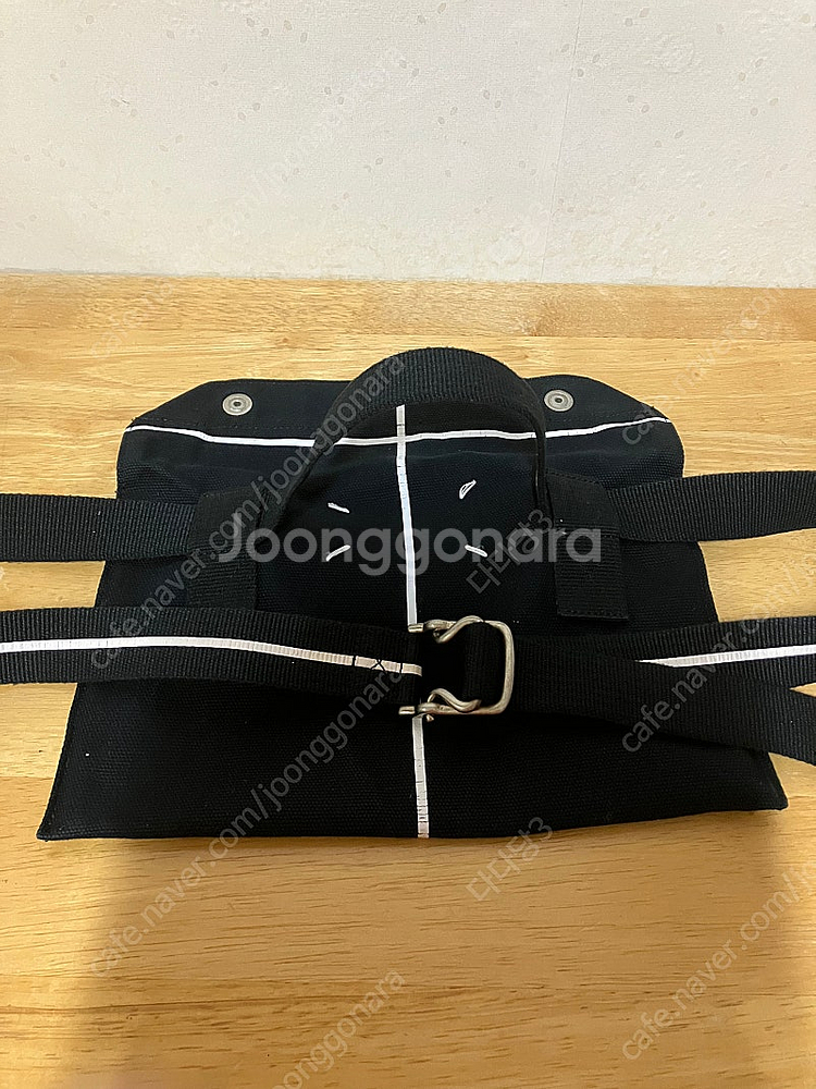 마르지엘라 아뜰리에 페니백, 벨트백 블랙 색상 판매합니다.--5