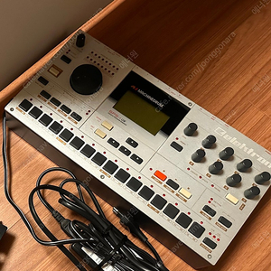 Elektron Machinedrum SPS-1UW MKI 팝니다