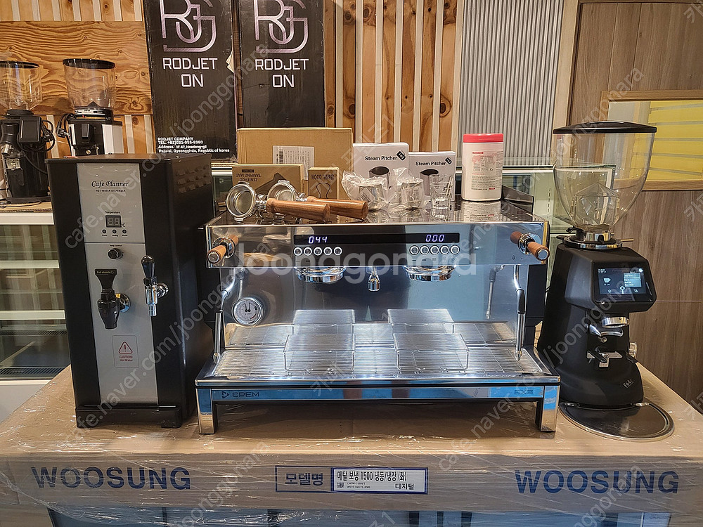 카페창업,오픈집기,카이저 버티칼 제빙기,중고 커피머신,그라인더,디스펜서,블랜더,쇼케이스--9