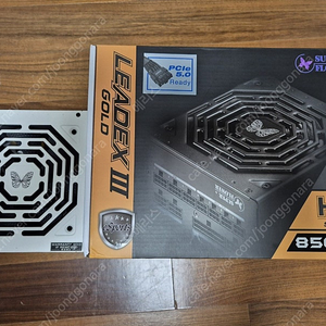 슈퍼플라워 LEADEX III GOLD 850W 화이트 판매합니다