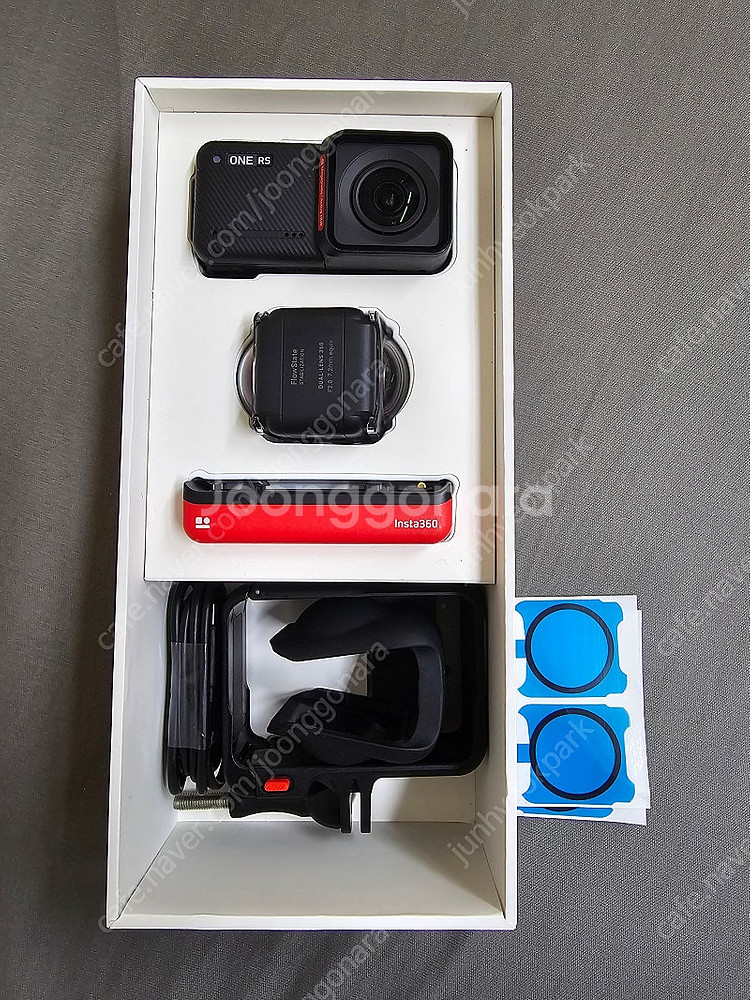 Insta360 One RS 트윈에디션 독립형 + 접착...--1