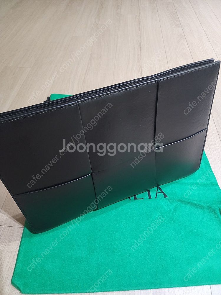 [정품]보테가 베네타 신형 클러치백 아르코 도큐먼트 케...--3