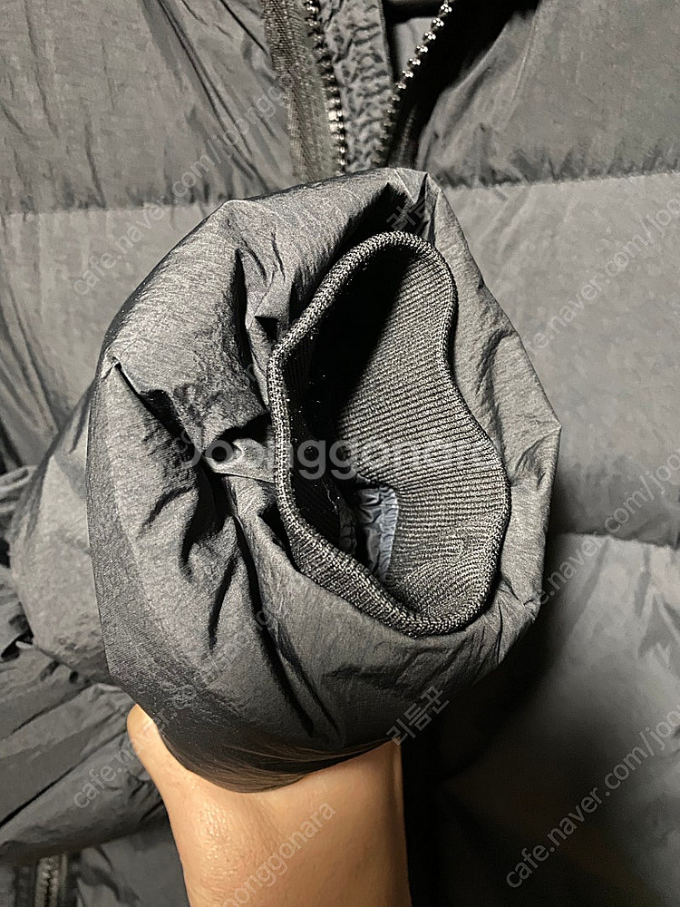 [L]스톤아일랜드 21fw 크링클랩스 패딩 블랙--2