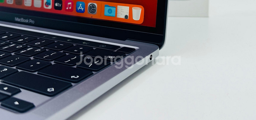 맥북프로 13인치 M2 512GB 그레이 고급형 풀박스...--4