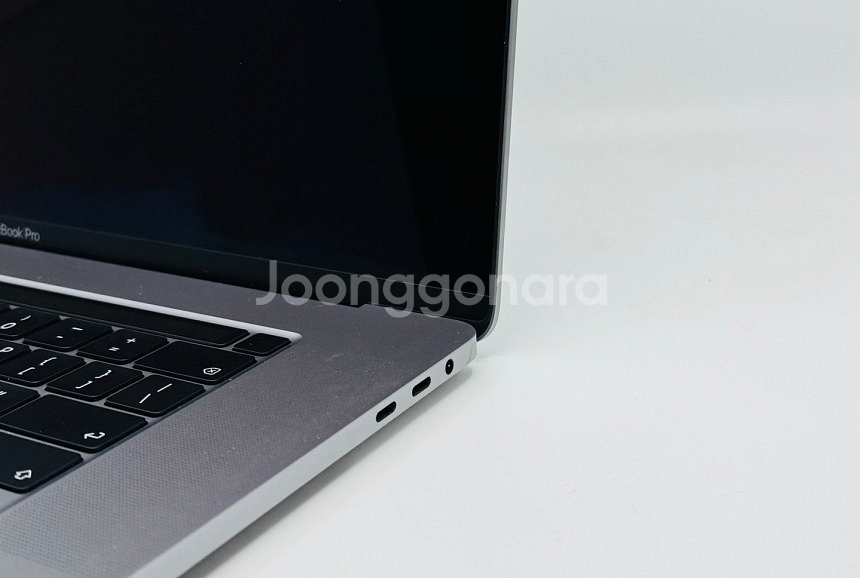 맥북프로 16인치 그레이 터치바 i9/16GB/SSD ...--4