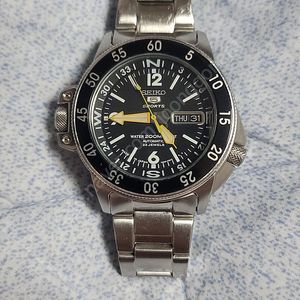 세이코 랜드샤크 Seiko skz211 판매합니다.