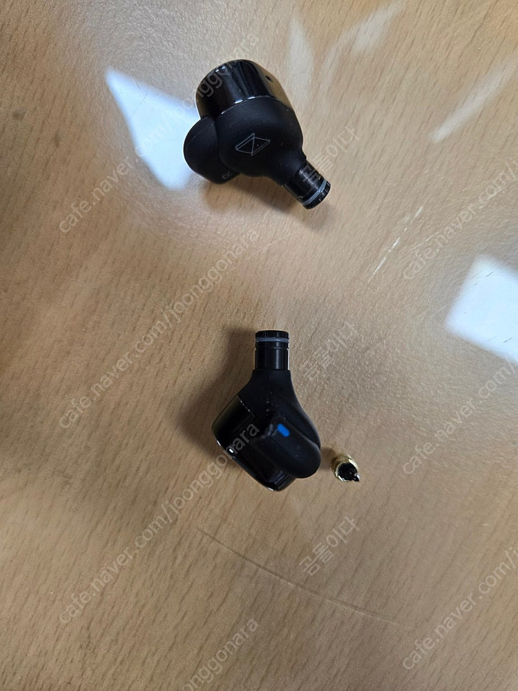 n5005 오른쪽만 박스풀셋 팝니다.--2