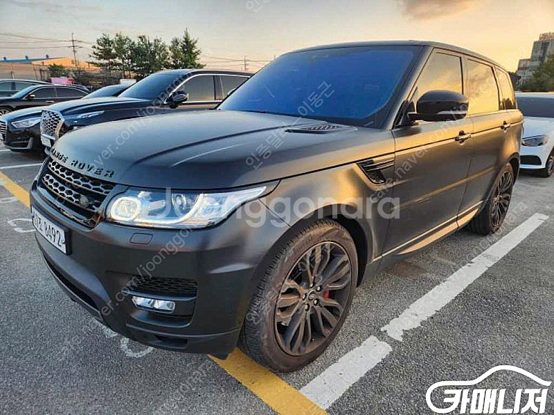 [랜드로버]레인지로버 스포츠 2세대 3.0 SDV6 HSE 다이나믹 (5인승) | 2017 | 138,875km년식...--2