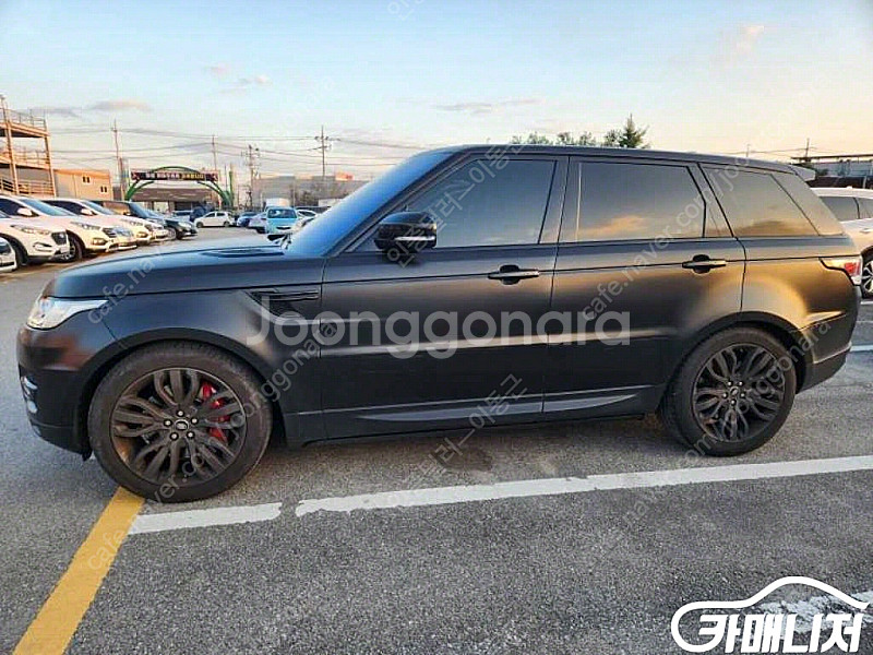 [랜드로버]레인지로버 스포츠 2세대 3.0 SDV6 HSE 다이나믹 (5인승) | 2017 | 138,875km년식...--3