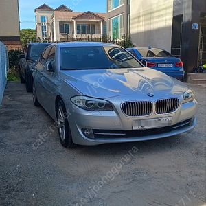 BMW 523i