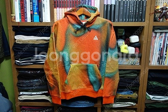 Nike ACG / 써마핏 그래픽 후드 오렌지 / M ...--0