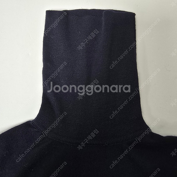 네헤라 터틀넥 민소매 울 원피스 블랙(S)--5