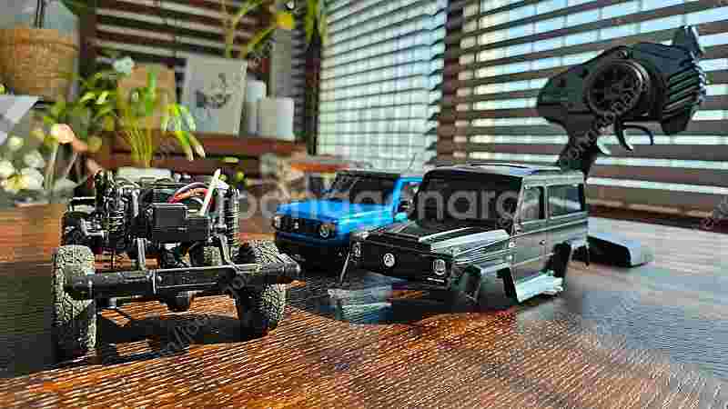 교쇼 미니지 mini-z 4x4 짐니 팝니다.--6