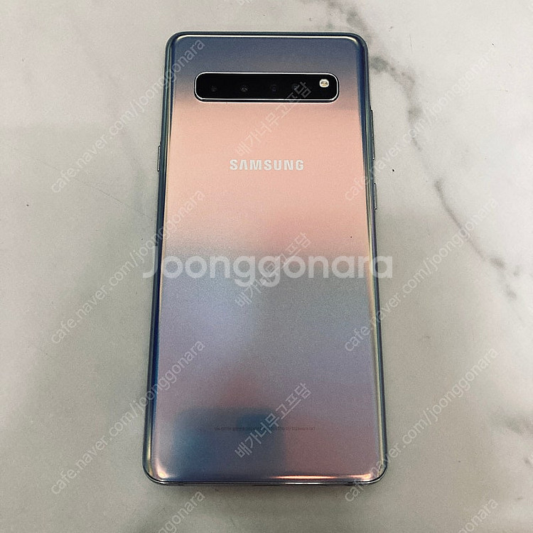 갤럭시 S10 5G 실버 256기가 외관깨끗! 10만원...--0