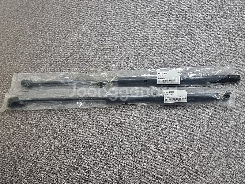 올뉴투싼 트렁크쇼바 테일게이트 81771-D3000 (...--1